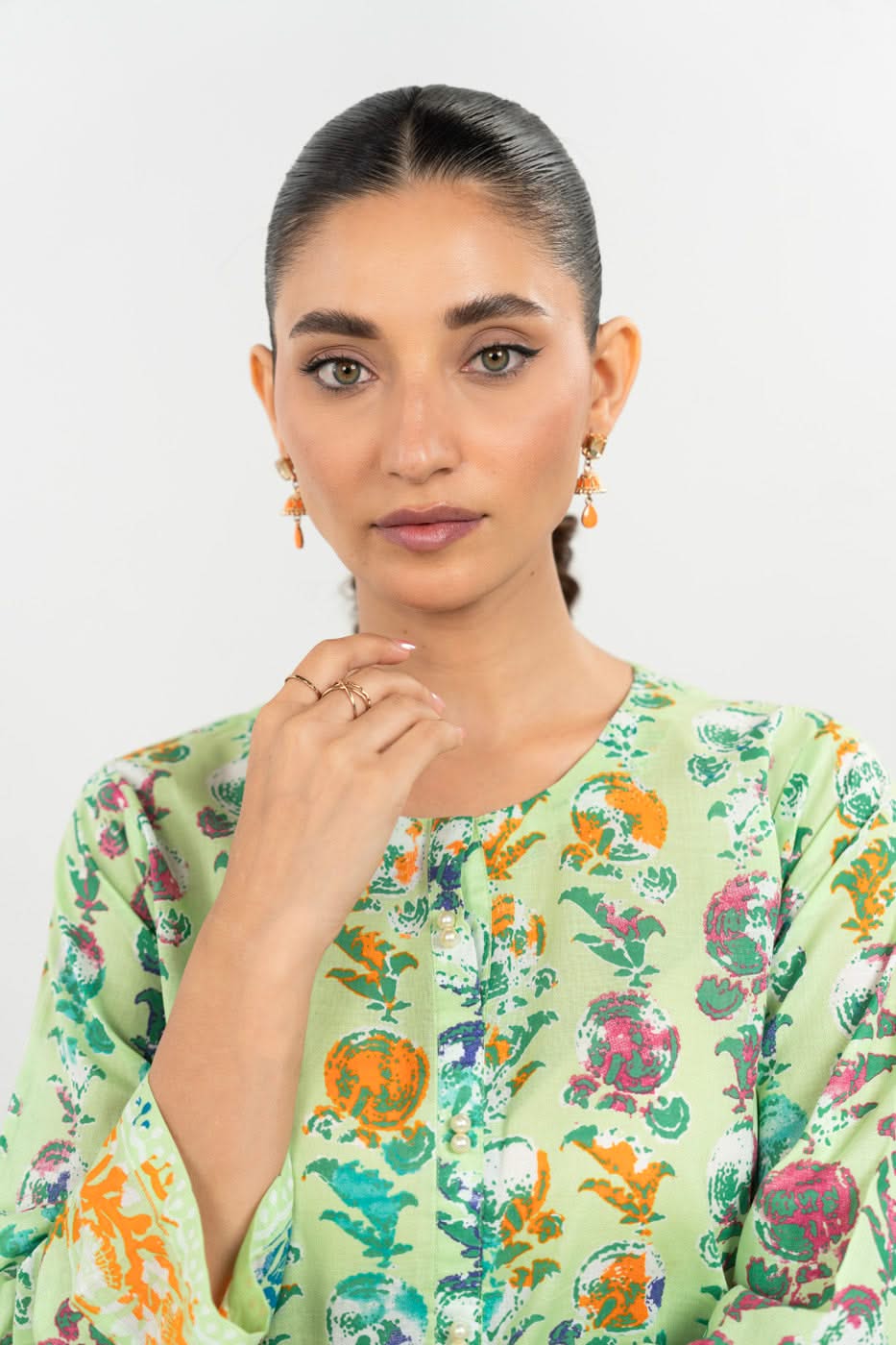RTW | SHIRT view 3