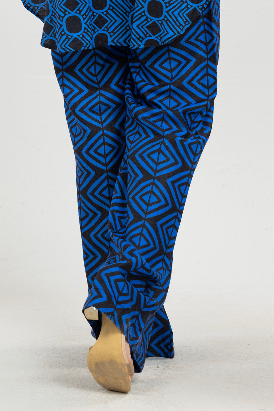 RTW | BOOTCUT PANTS alternate view