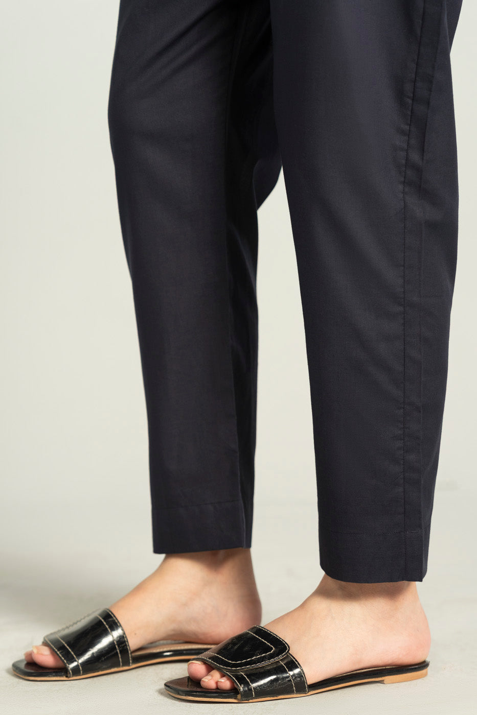 RTW | TROUSER alternate view