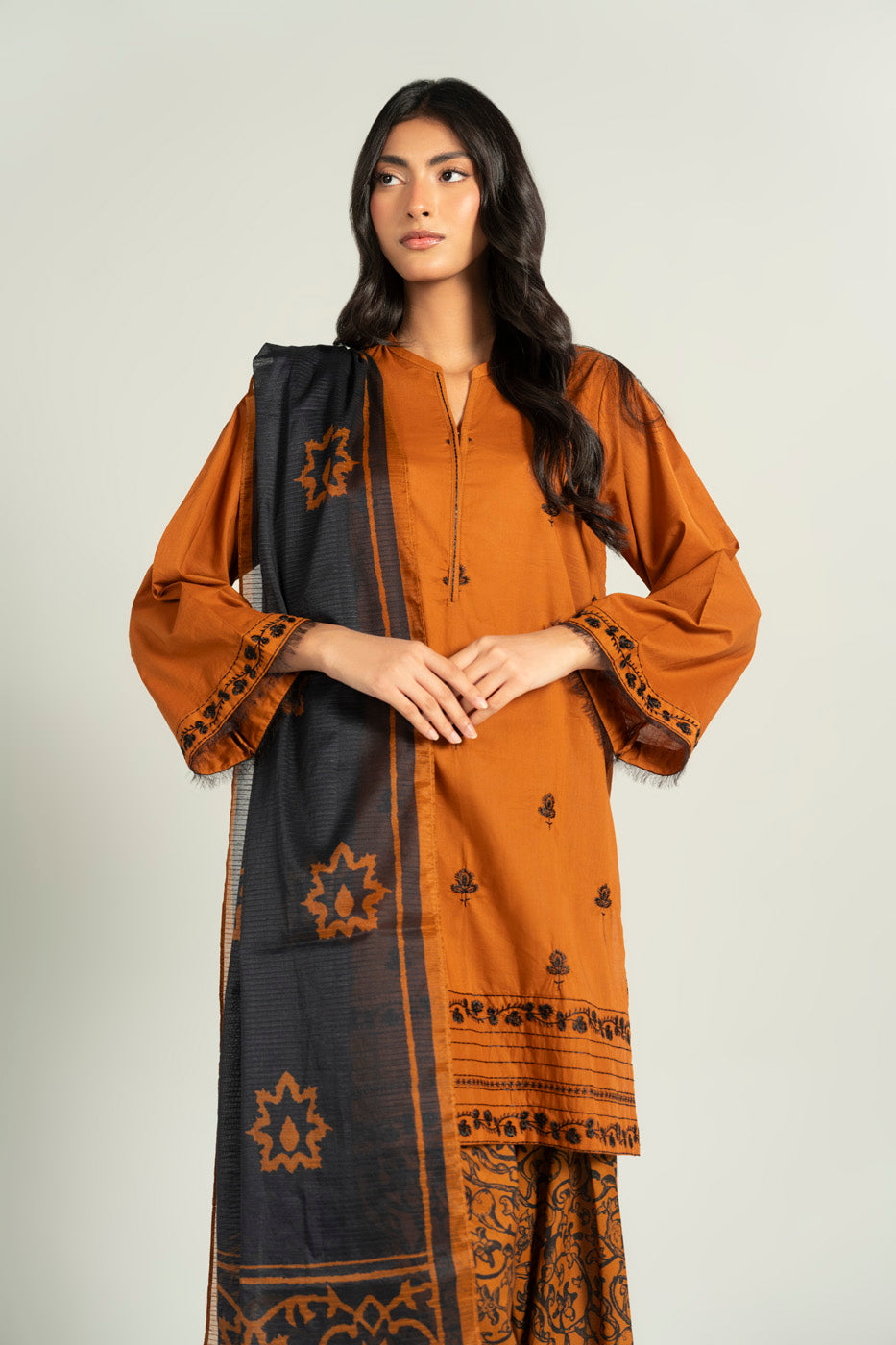 RTW | SHIRT view 4
