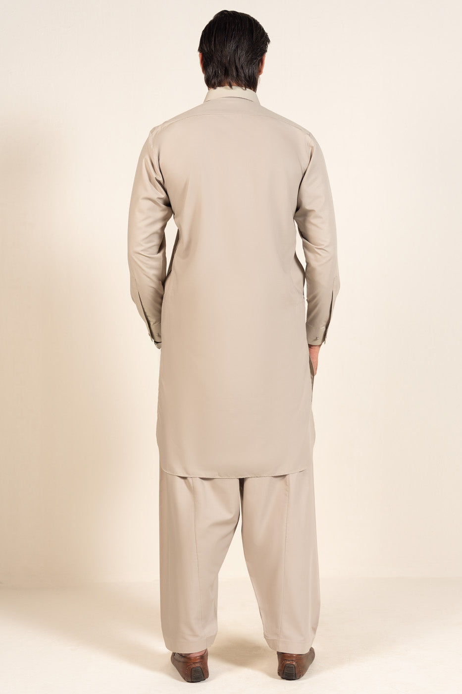 RTW | KAMEEZ & SHALWAR view 4