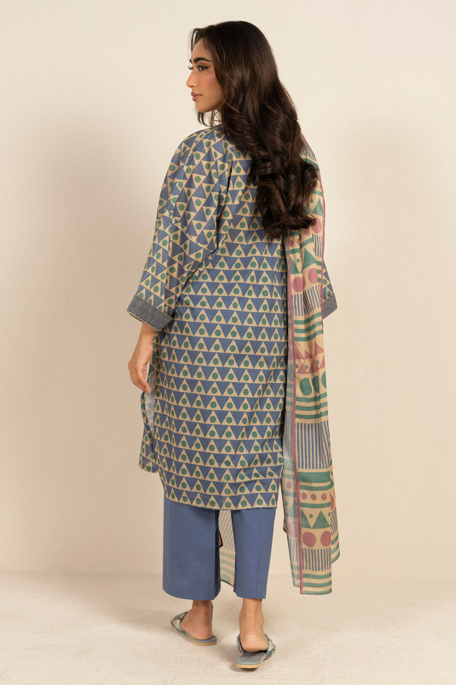 RTS  | SHIRT, TROUSER & DUPATTA view 3