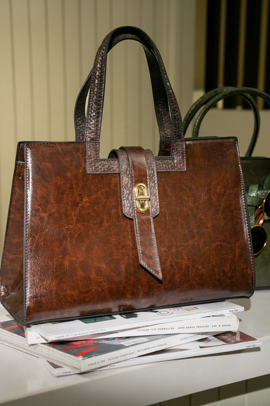STRUCTURED TOTE BAG view 3