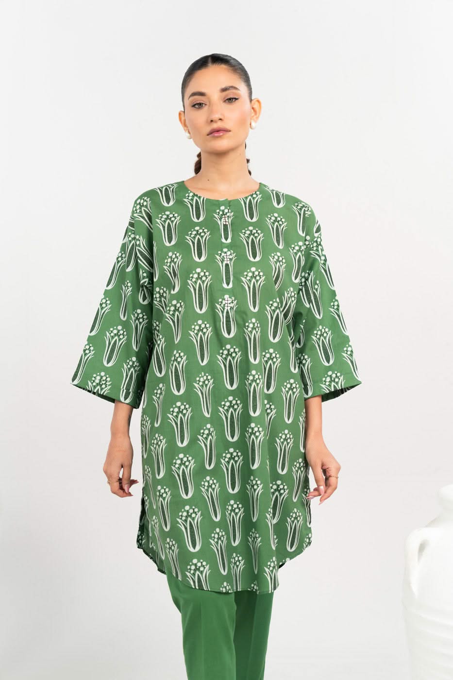 RTW | SHIRT view 3