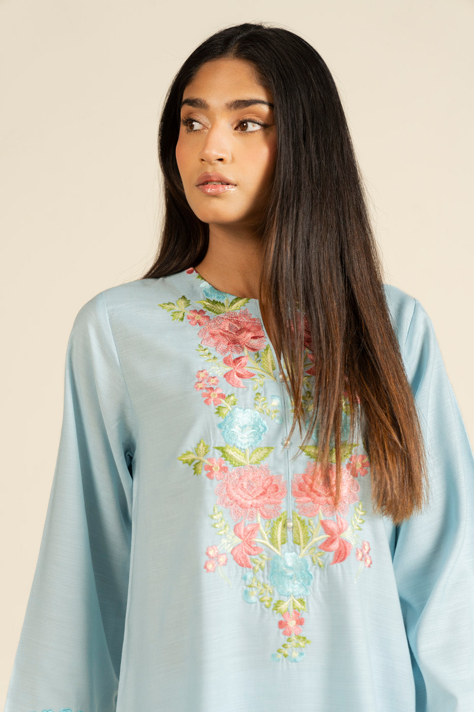 RTW | SHIRT view 3
