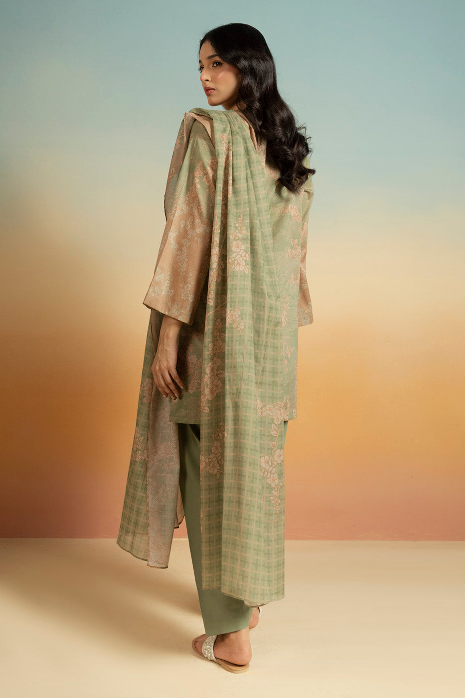 RTS  | SHIRT, TROUSER & DUPATTA view 4