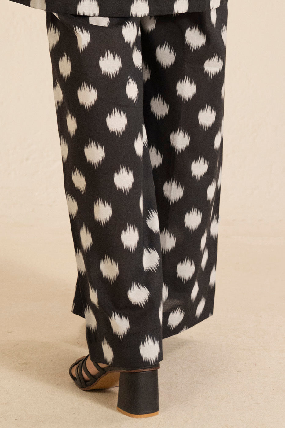 RTW | BOOTCUT PANTS alternate view