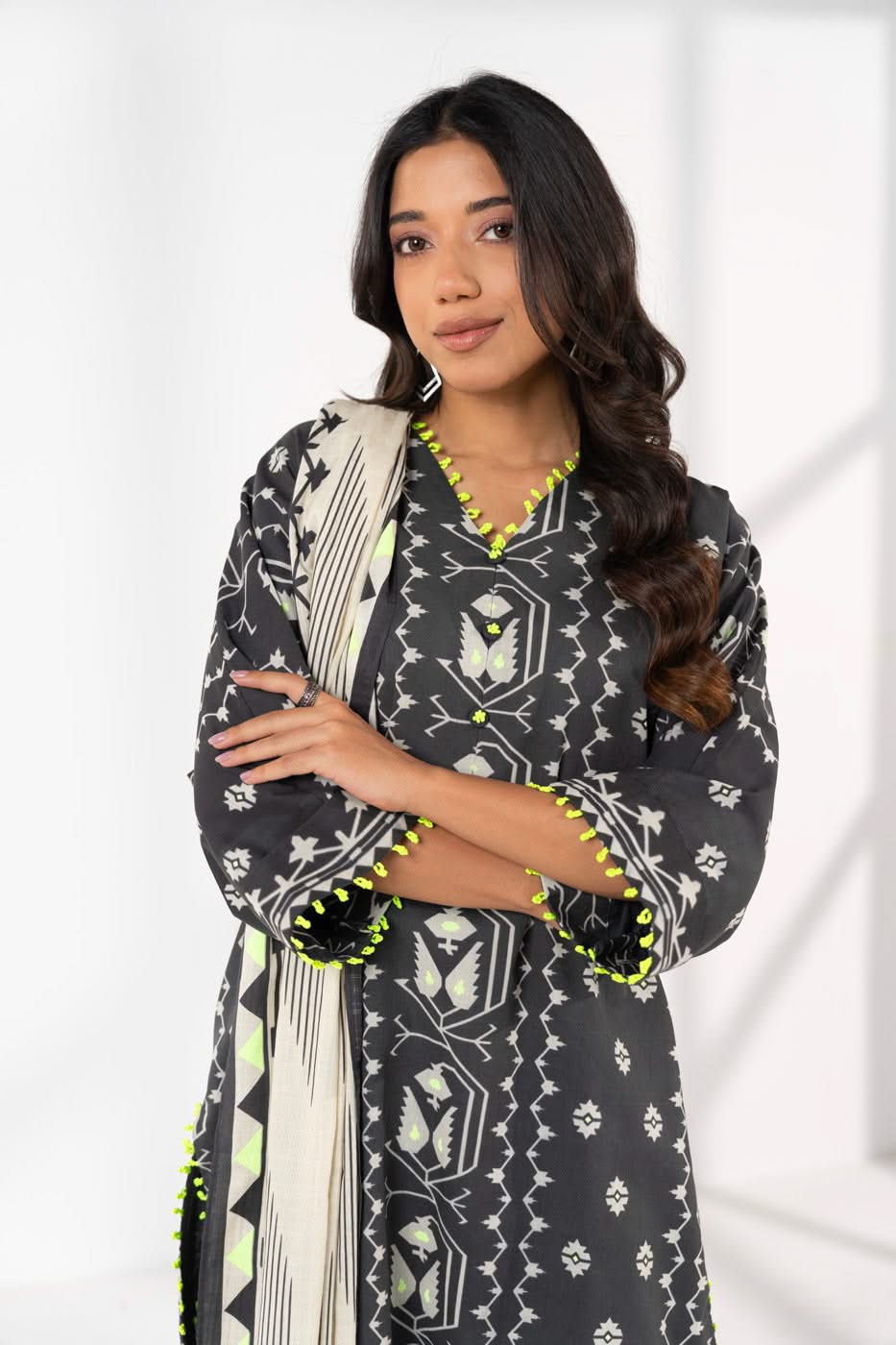 RTS | SHIRT, TROUSER & DUPATTA alternate view