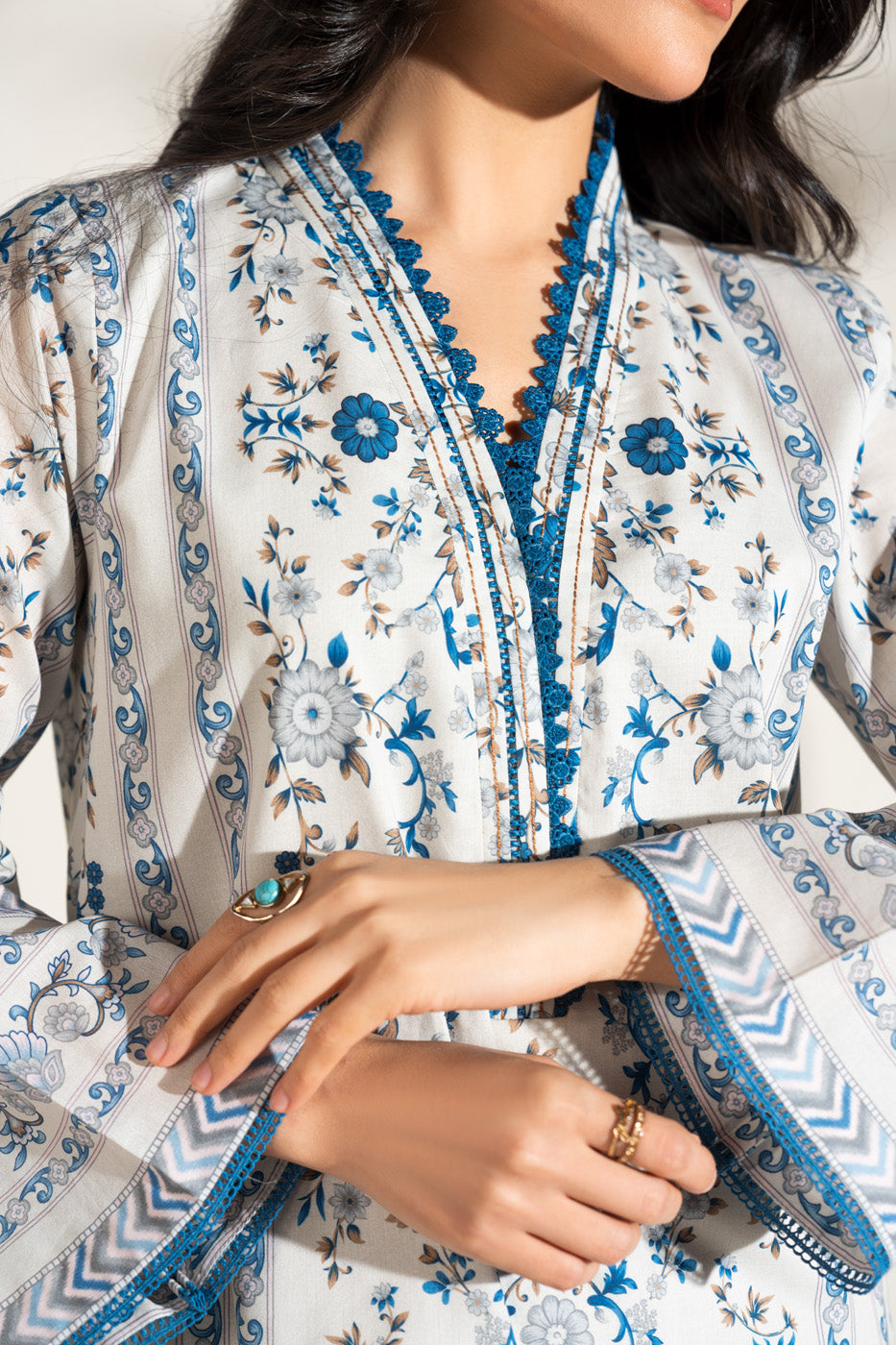 RTS | SHIRT & TROUSER view 3