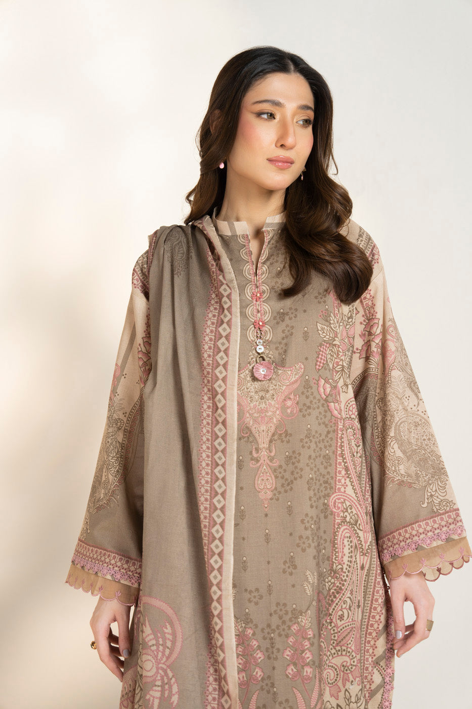 RTS | SHIRT, TROUSER & DUPATTA alternate view