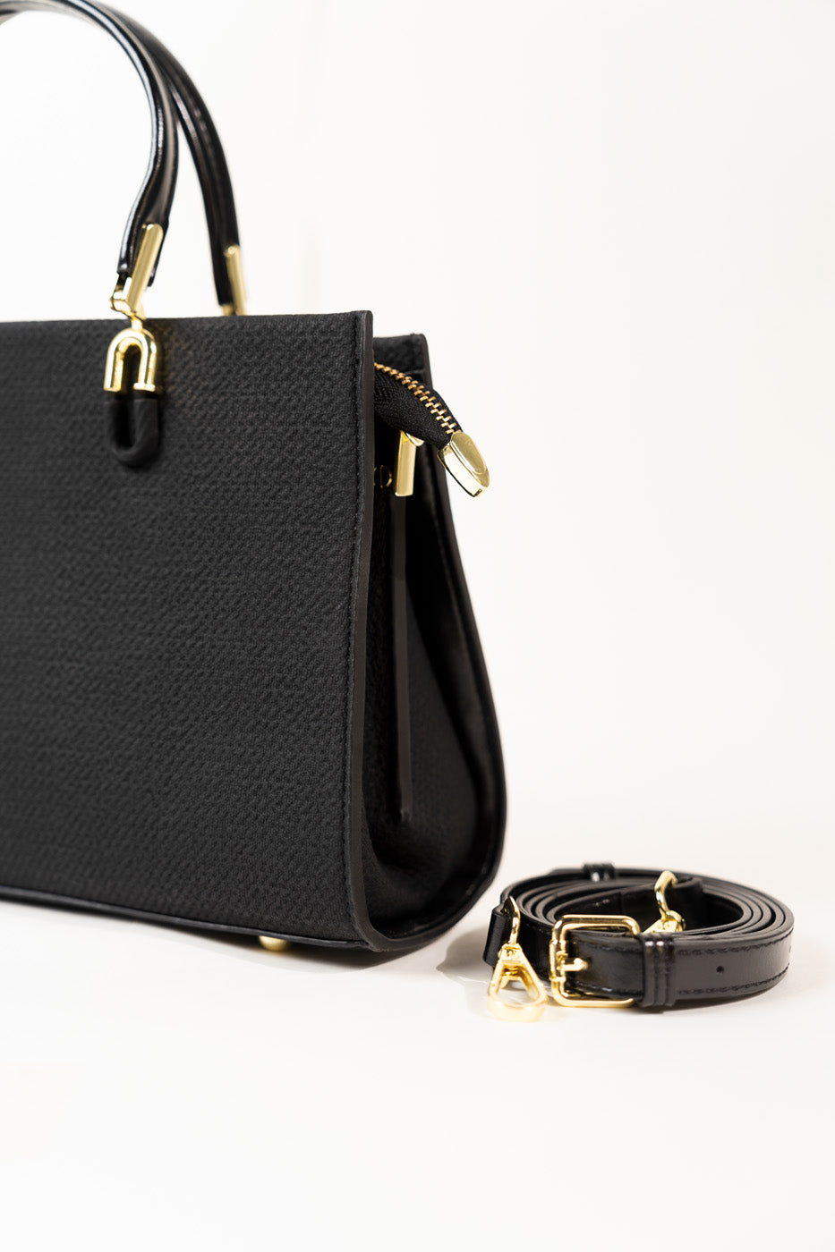 STRUCTURED TOTE BAG alternate view