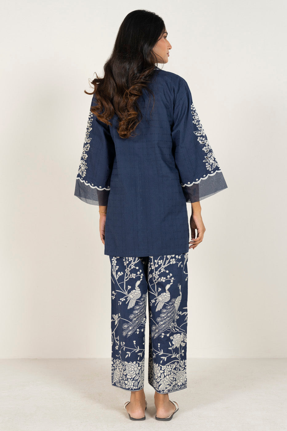 RTW | SHIRT & TROUSER view 4