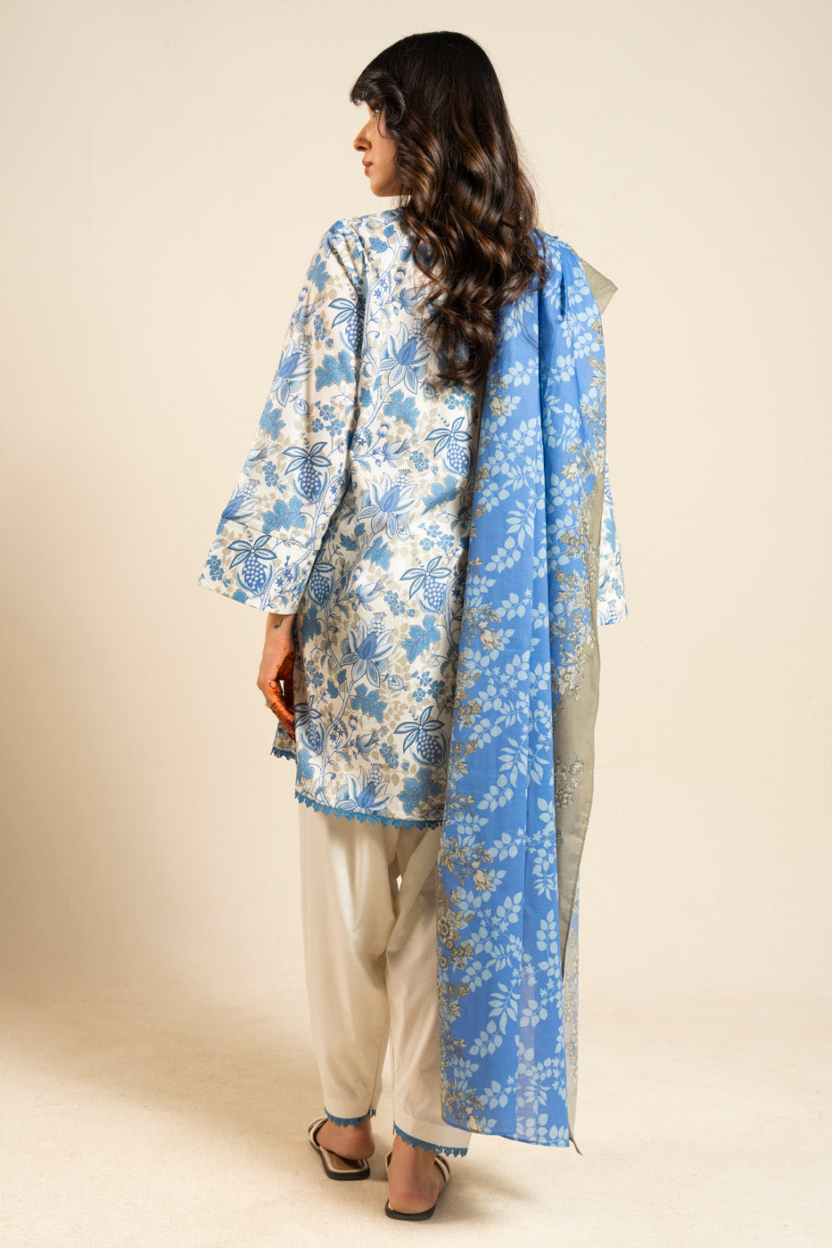 RTS | SHIRT & DUPATTA view 4