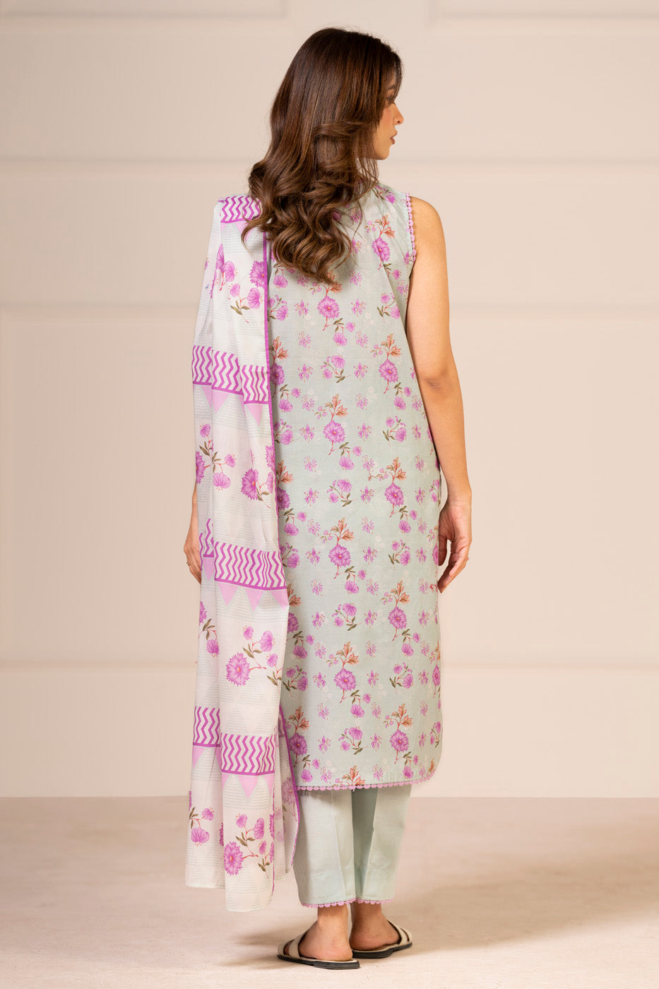 RTS | SHIRT & DUPATTA view 4