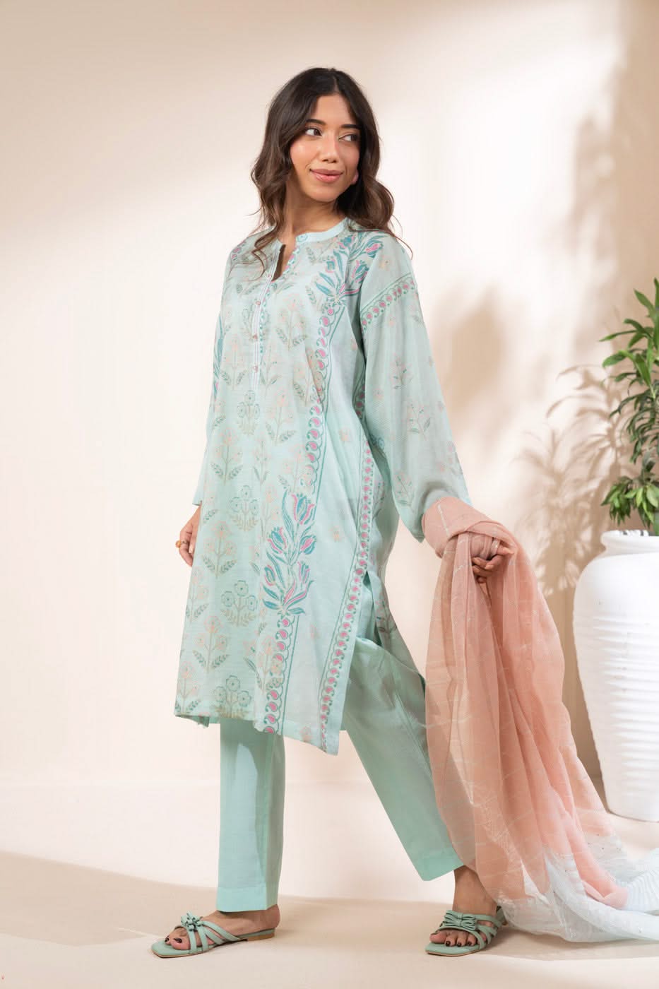 RTW | SHIRT & DUPATTA view 3