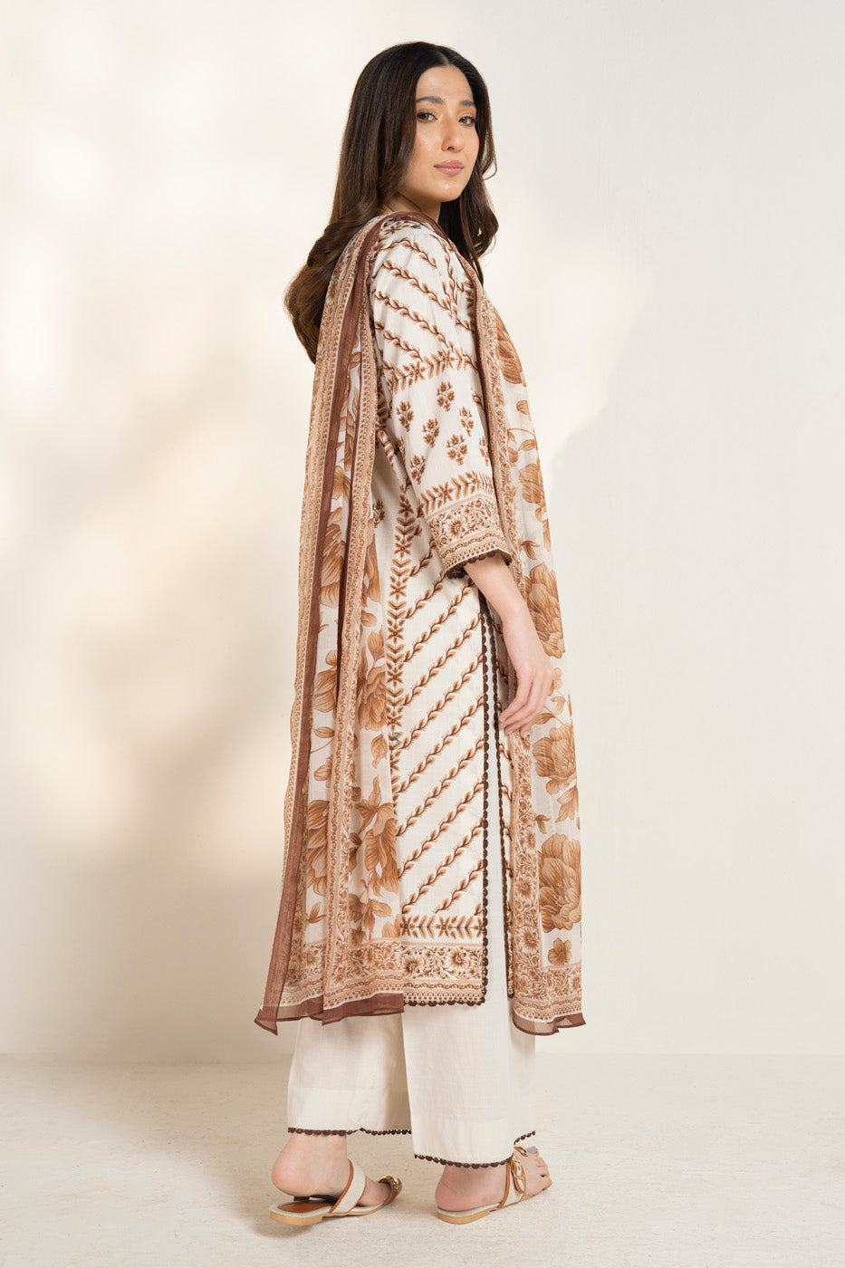 RTS | SHIRT, TROUSER & DUPATTA view 3