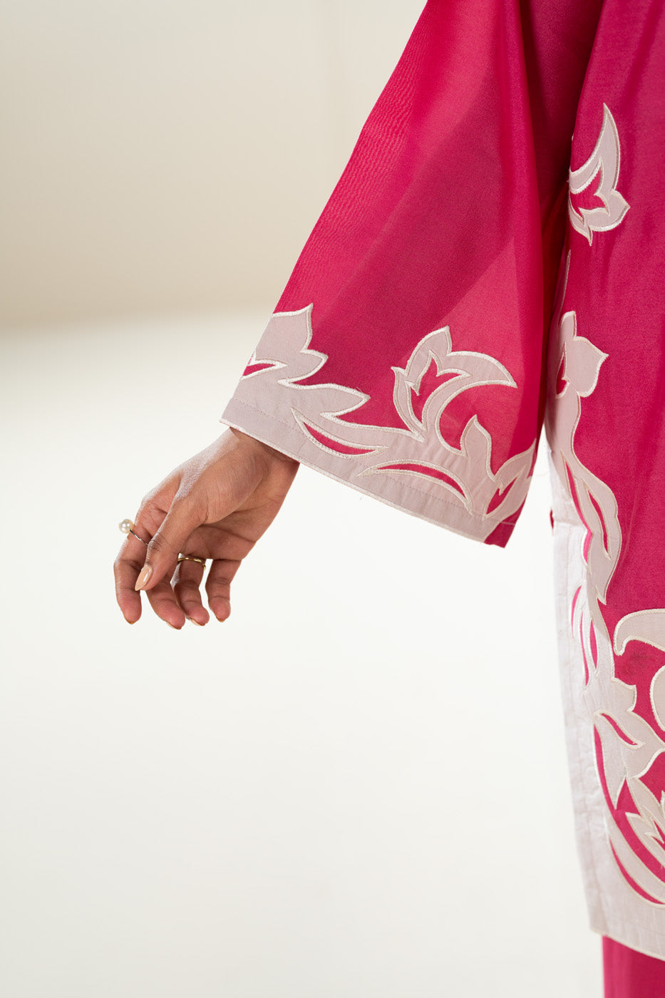 RTW | SHIRT view 4