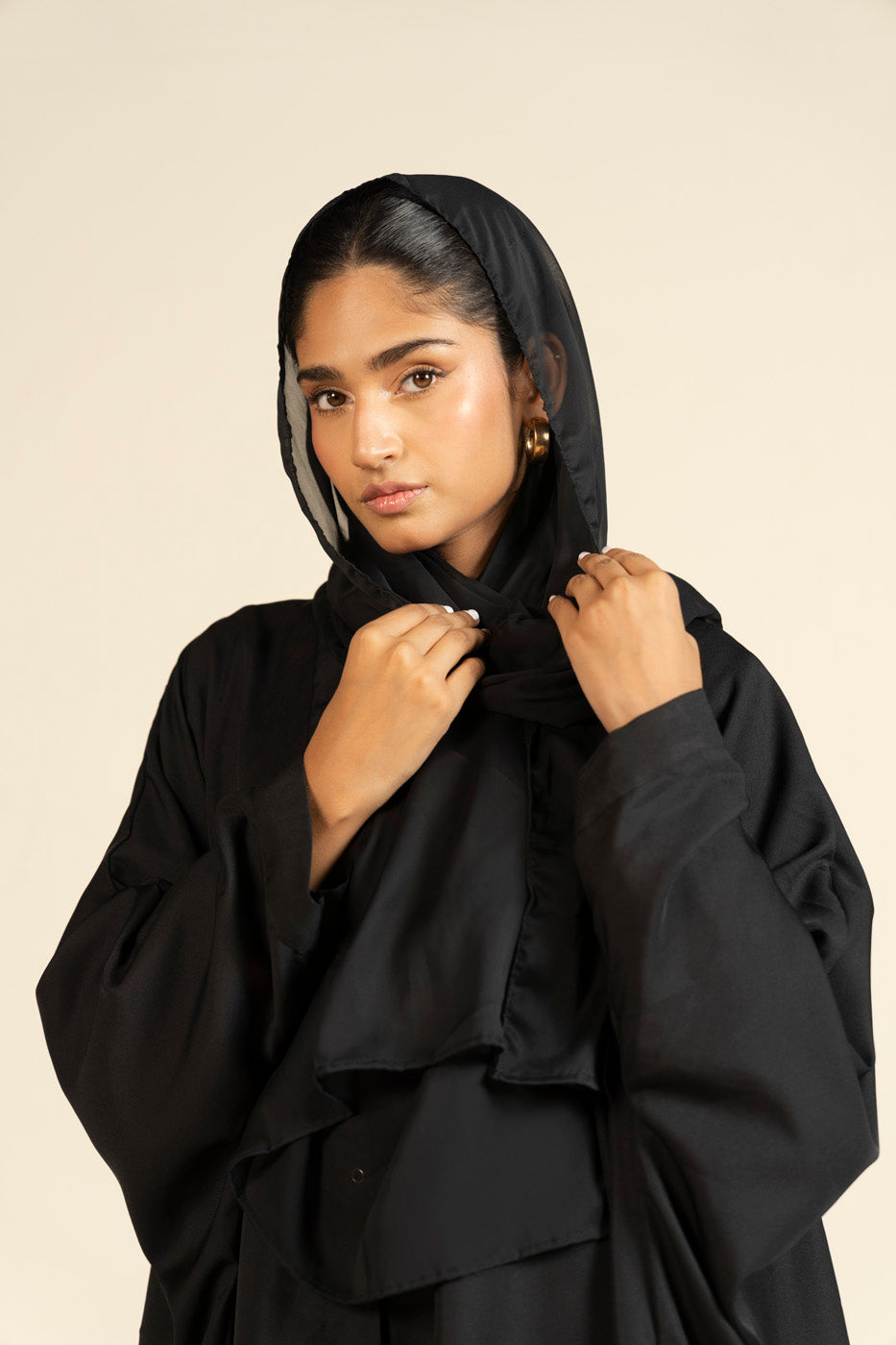 RTW | ABAYA & STOLE view 3