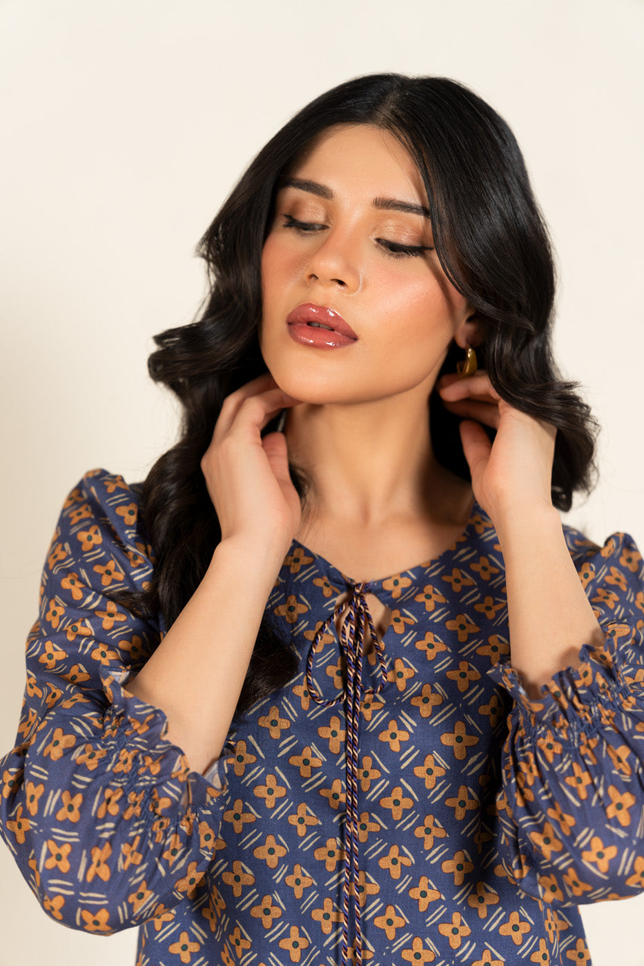 RTS | SHIRT & TROUSER view 3