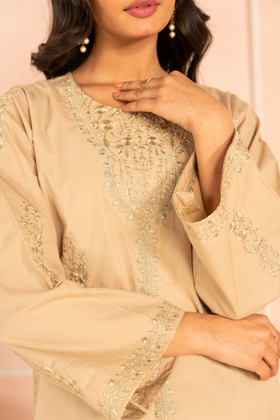 RTW | SHIRT & TROUSER view 4
