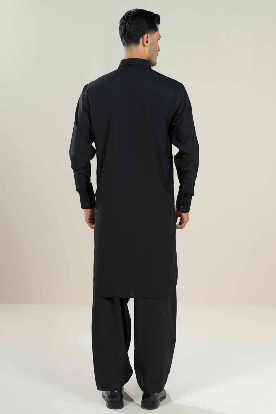 RTW | KAMEEZ & SHALWAR view 4