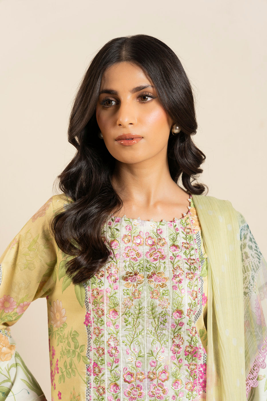 RTS | SHIRT, TROUSER & DUPATTA view 3