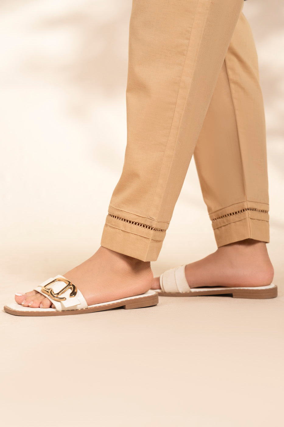 RTW | STRAIGHT PANTS alternate view
