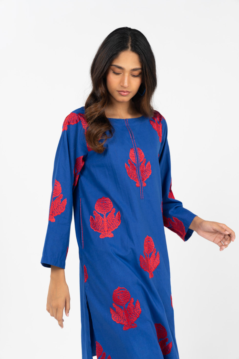 RTW | SHIRT view 4