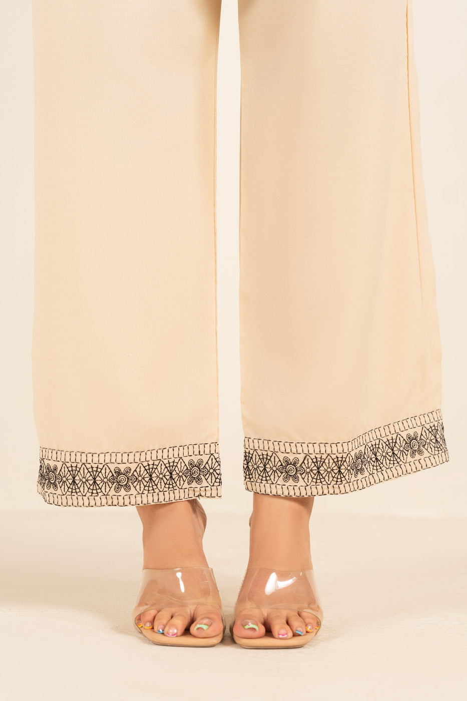 RTW | TROUSER alternate view