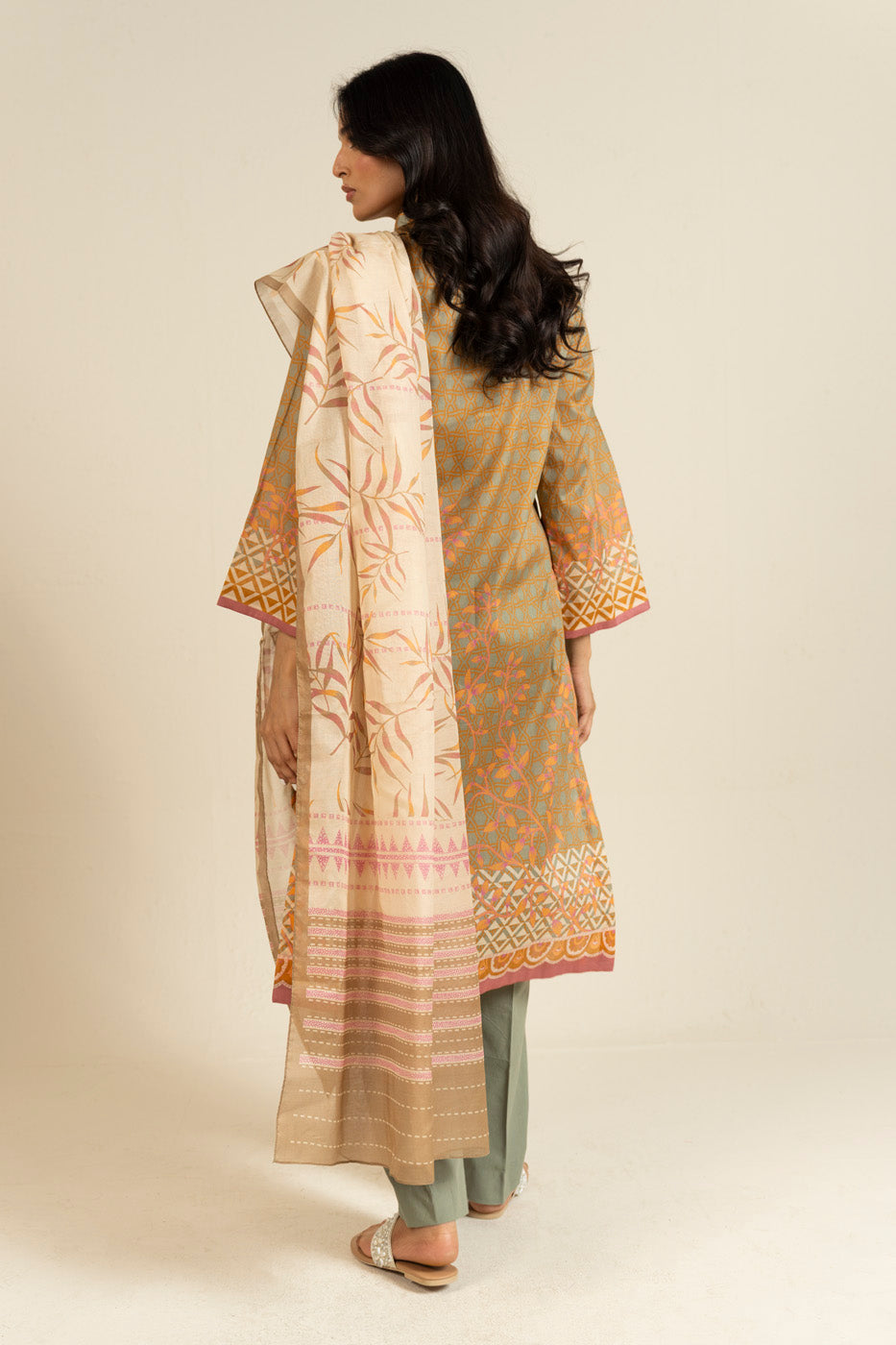 RTS  | SHIRT, TROUSER & DUPATTA view 4
