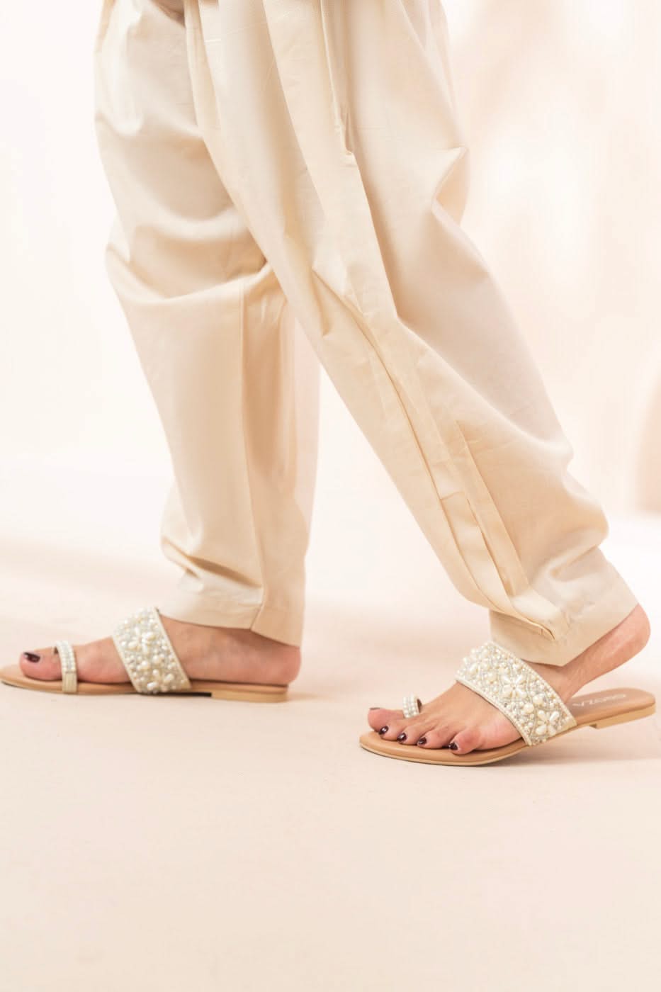 RTW | SHALWAR alternate view