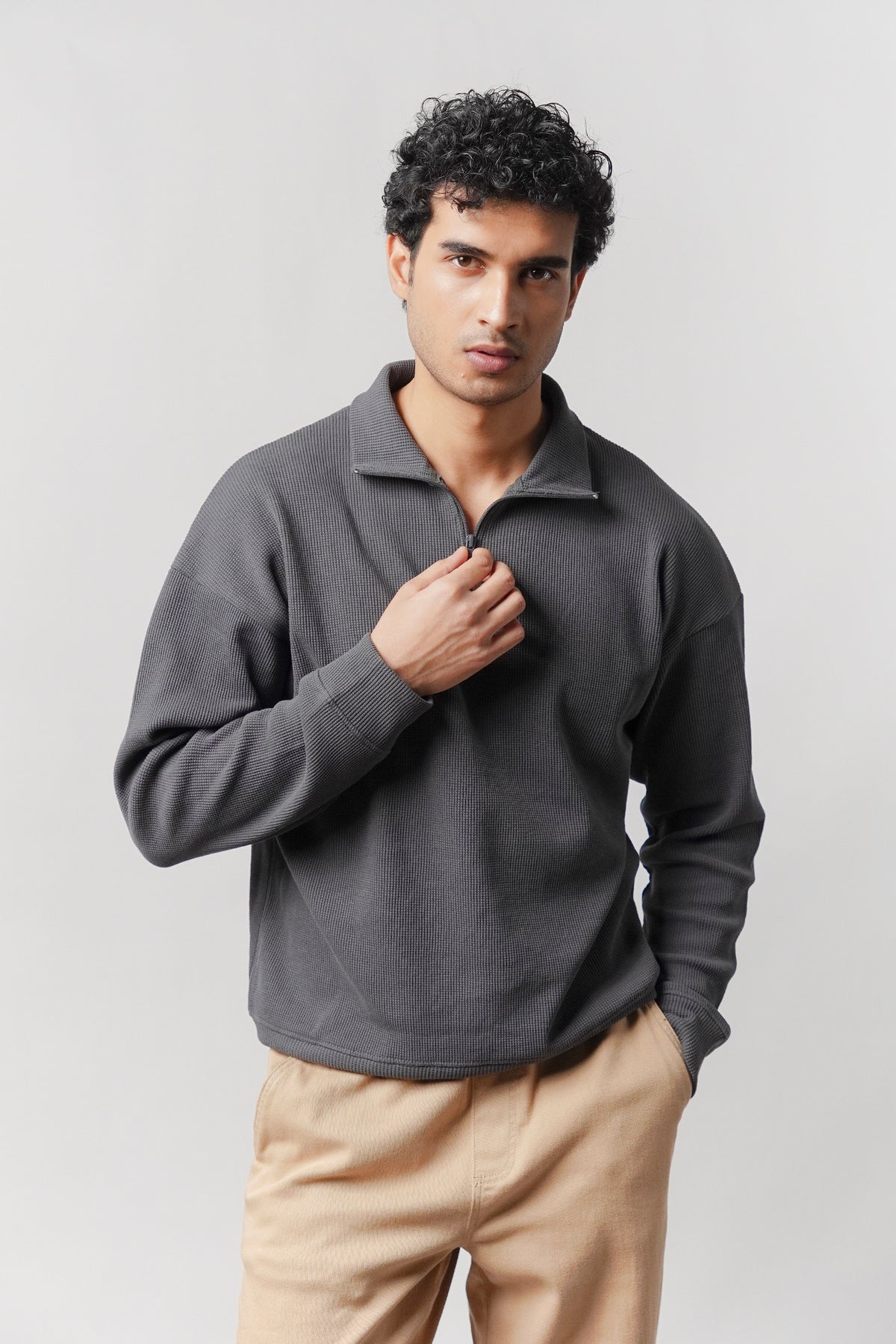 Quarter-Zip Sweatshirt - Grey