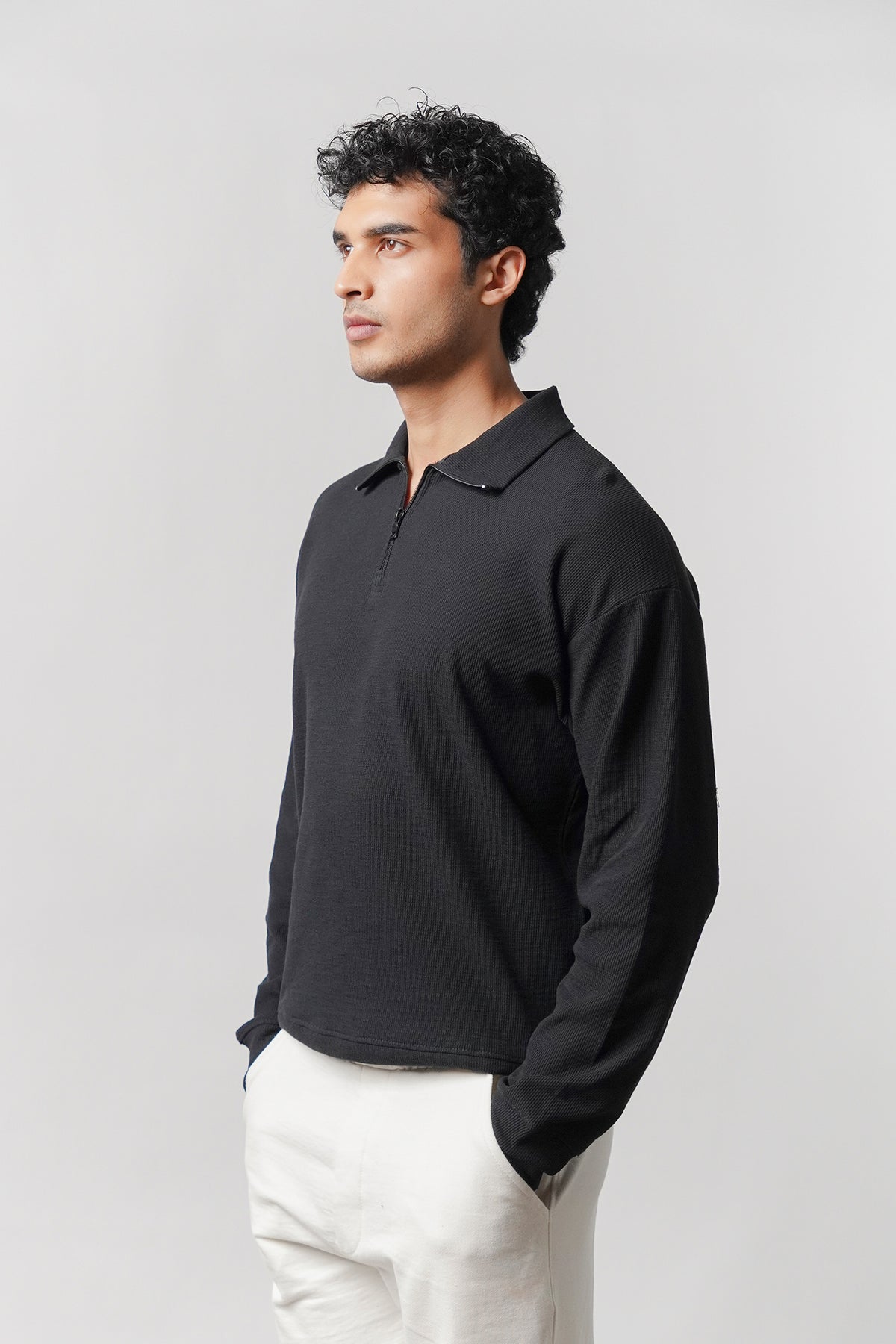 Quarter-Zip Sweatshirt - Black