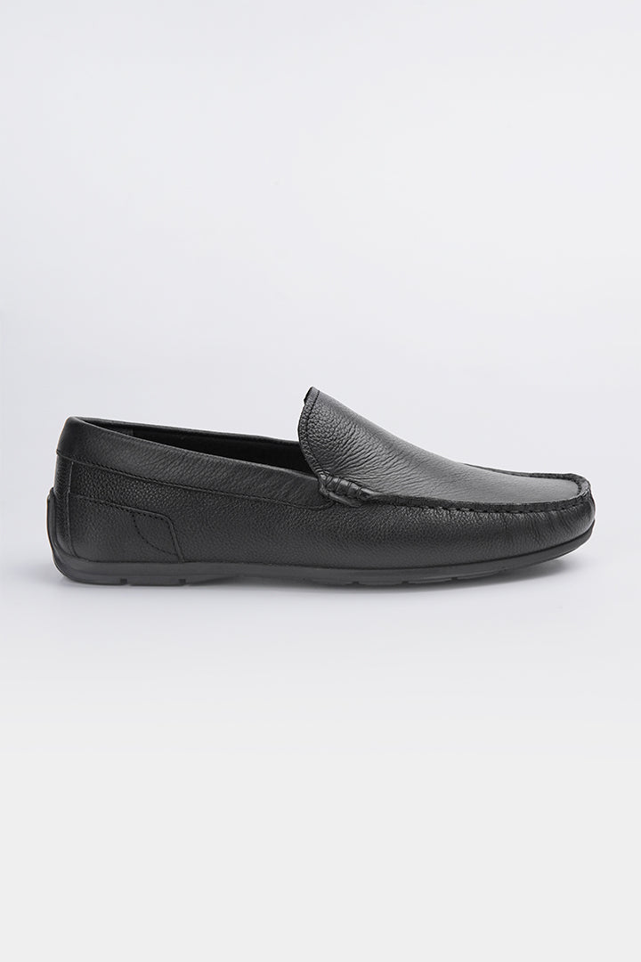 Classic Loafer Shoes - Black