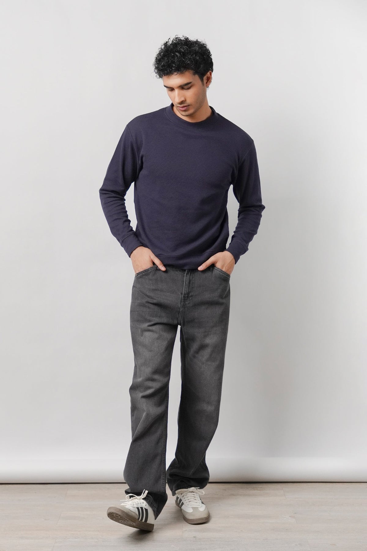 Mock Neck Sweatshirt - Navy Blue - FA