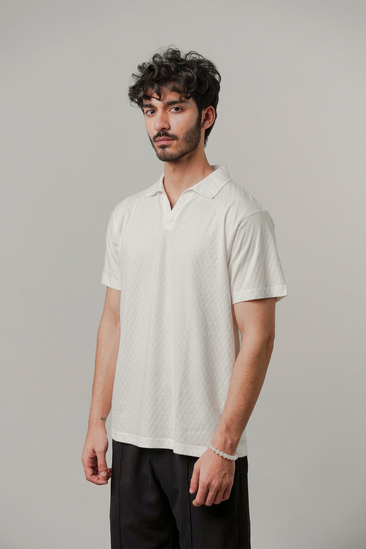 Johnny Collar Polo - White