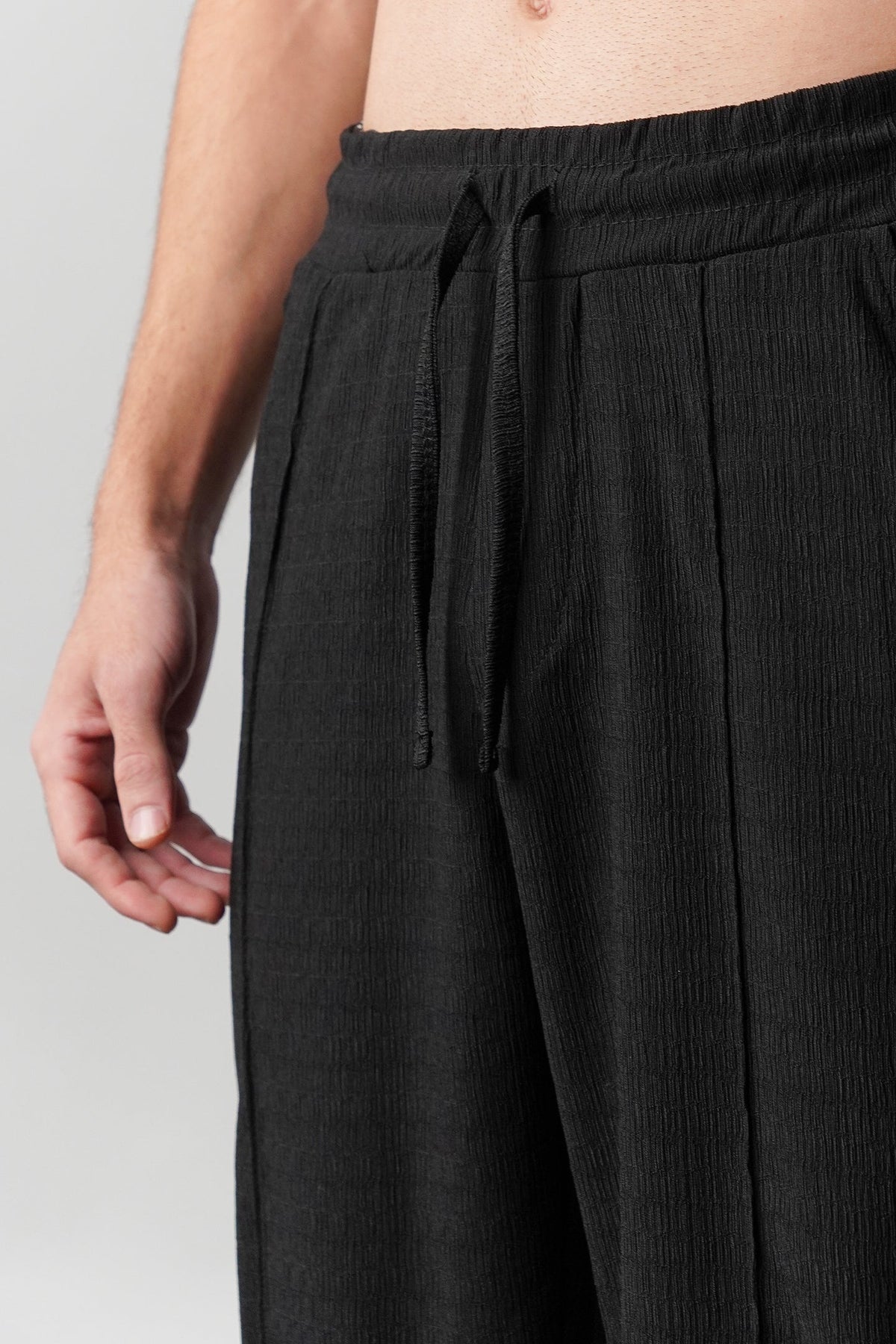 Textured Pintex Trouser - Black - FA