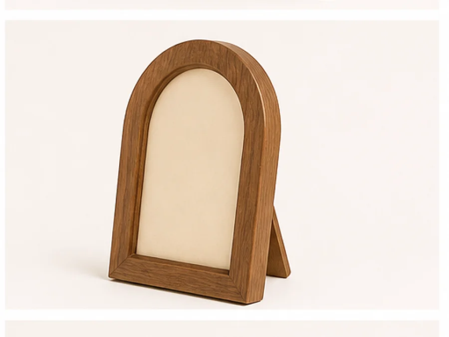 Arched Memory Frame view 2