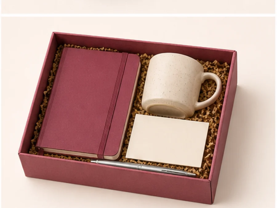 Team Welcome Gift Box view 2