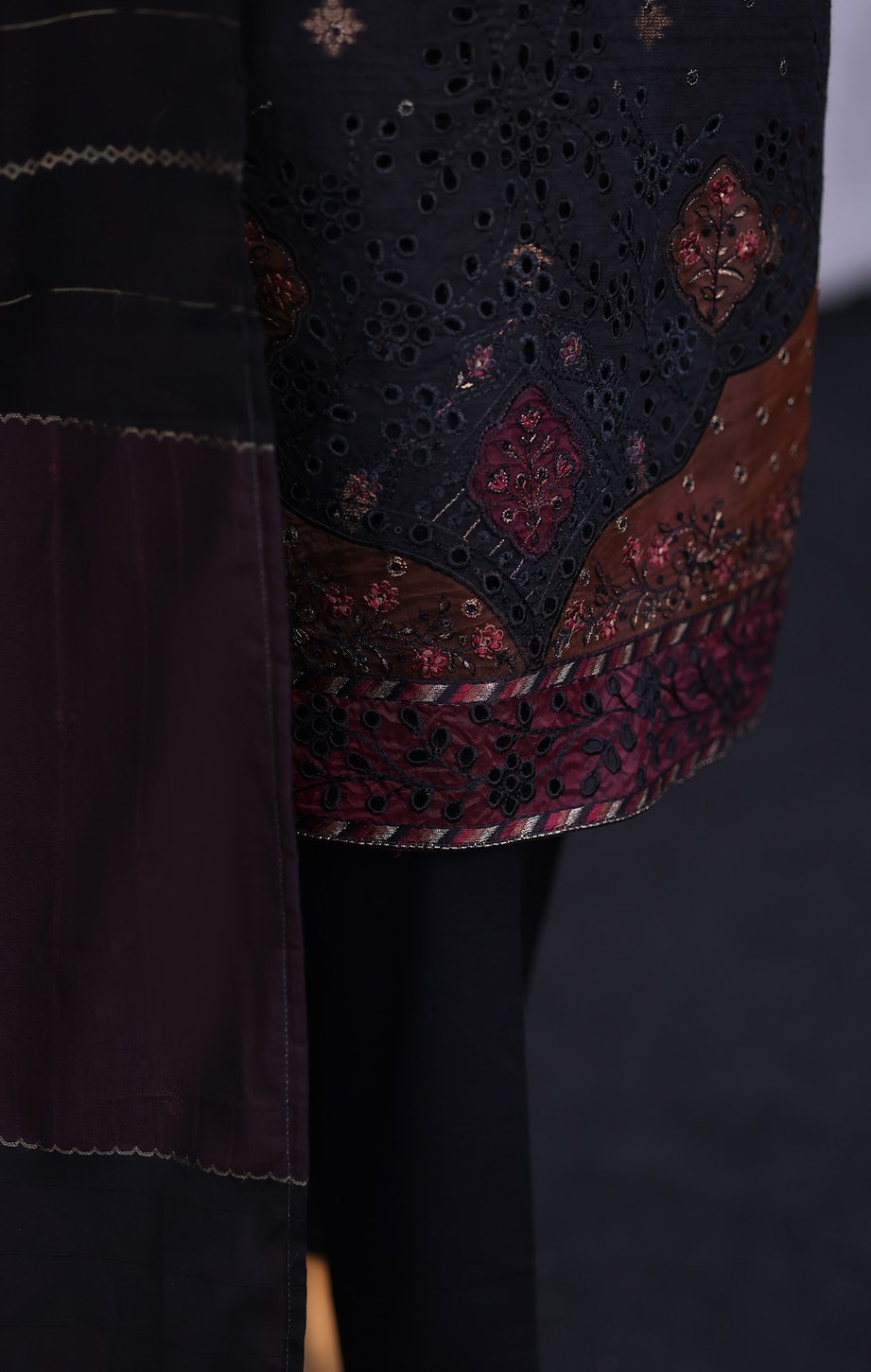 HZ Turkish Jacquard Embroidery — image 20