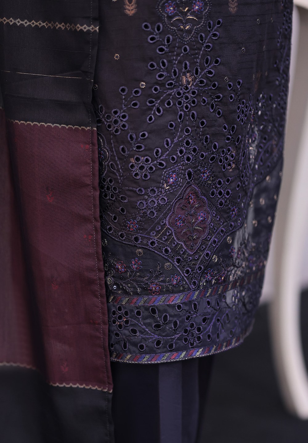 HZ Turkish Jacquard Embroidery — image 4