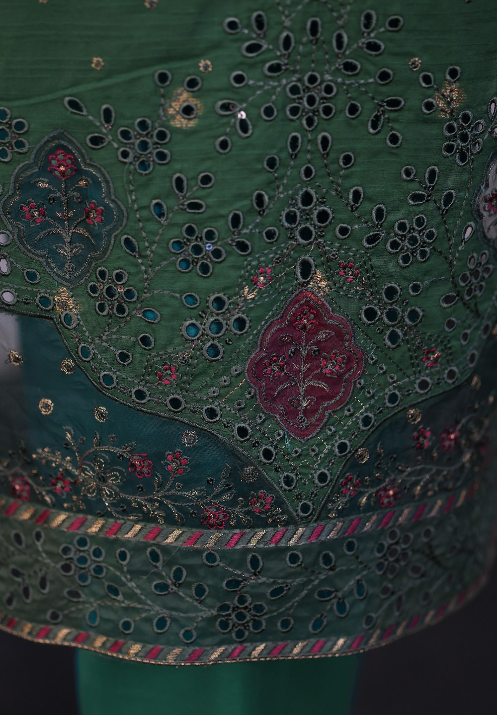 HZ Turkish Jacquard Embroidery — image 8