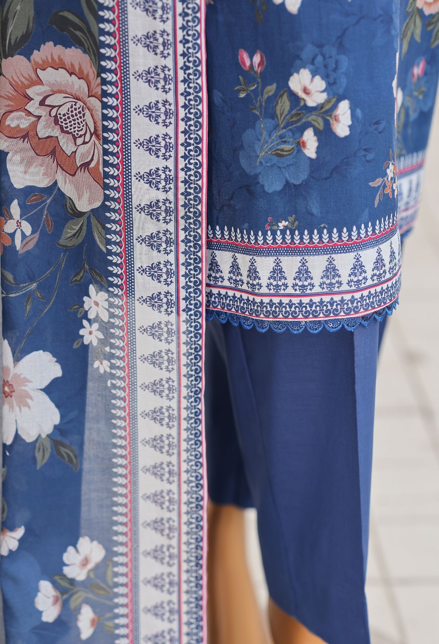 HZ Daily Wear Embroidery — image 12